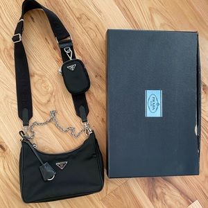 prada box purse